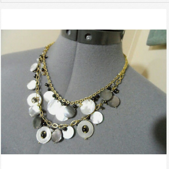 Double layer strand Mother of Pearl Beads Necklace 20-22" Gold tone Boho Gypsy - Picture 2 of 5